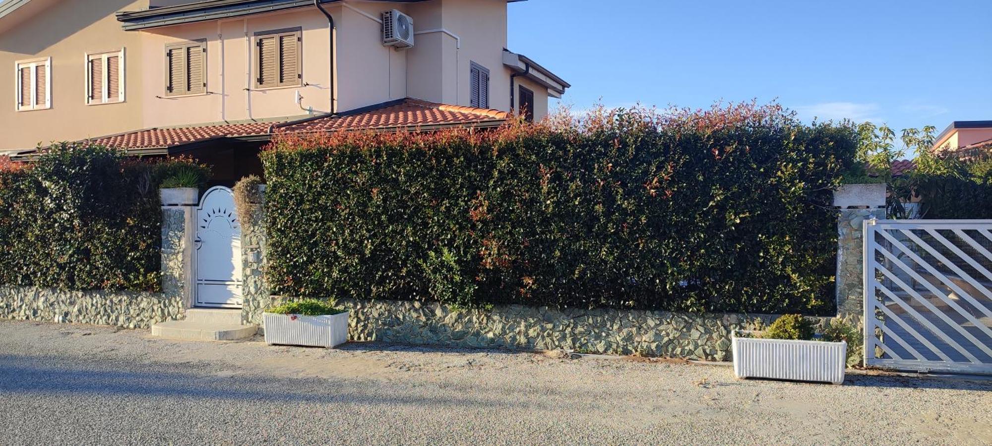 Villetta Aurora Villaggio Porto Ada A 2 Passi Dal Mare ピッツォ エクステリア 写真