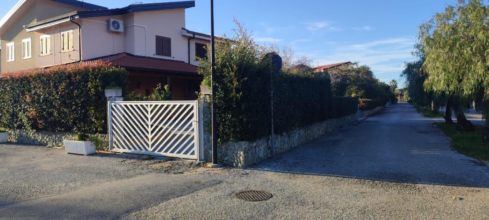 Villetta Aurora Villaggio Porto Ada A 2 Passi Dal Mare ピッツォ エクステリア 写真