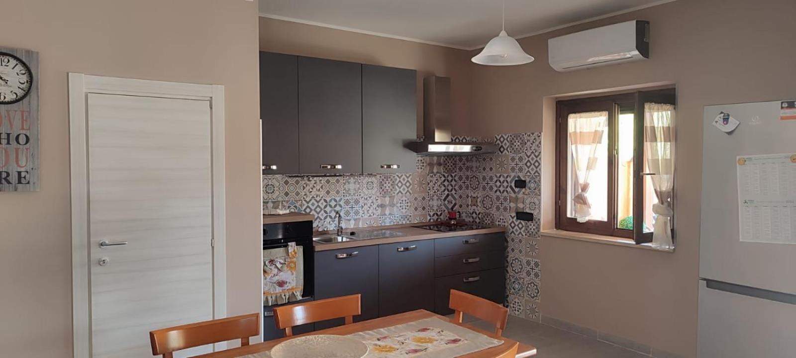 Villetta Aurora Villaggio Porto Ada A 2 Passi Dal Mare ピッツォ エクステリア 写真