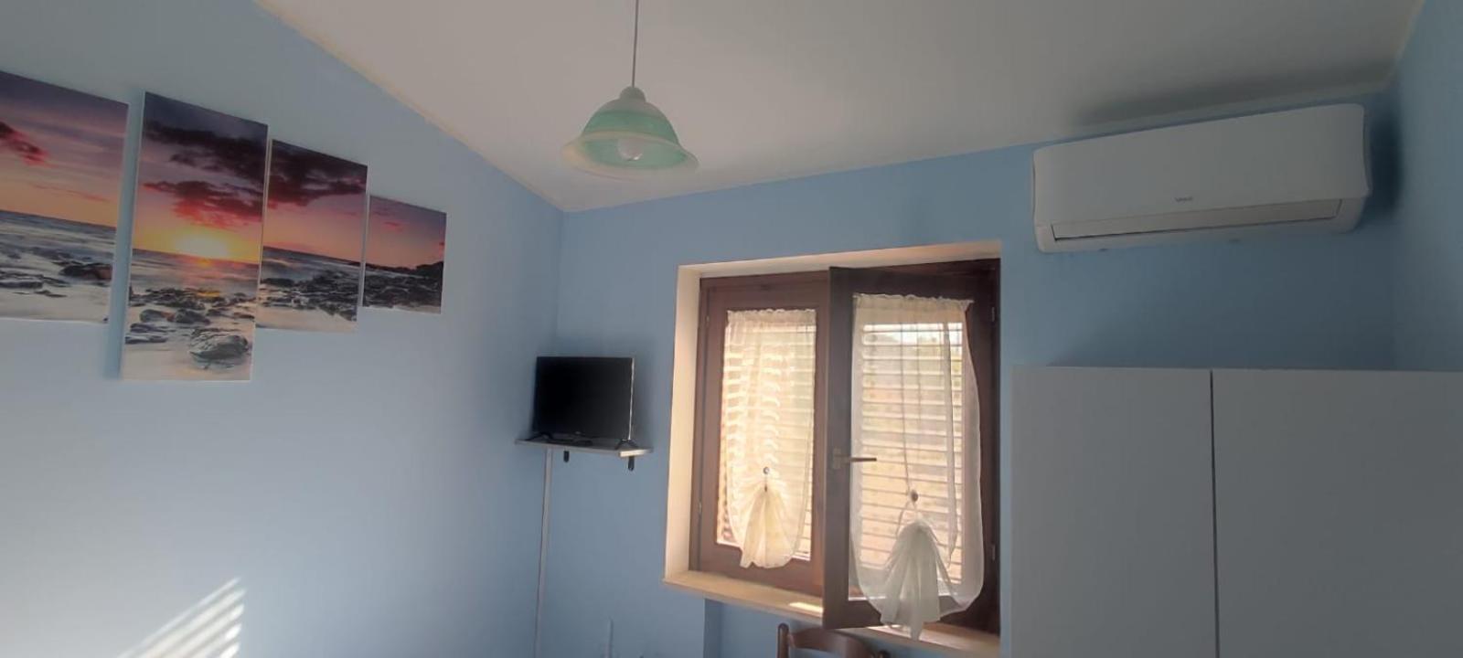 Villetta Aurora Villaggio Porto Ada A 2 Passi Dal Mare ピッツォ エクステリア 写真